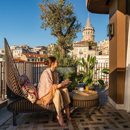 The Galata Istanbul Hotel Mgallery Exteriör bild A balcony in Istanbul