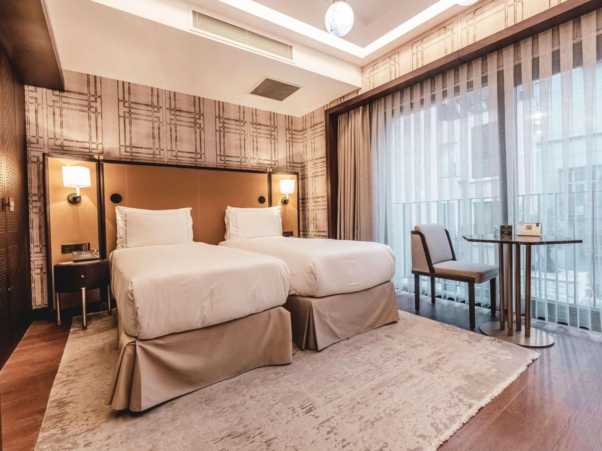 The Galata Istanbul Hotel Mgallery Exteriör bild Deluxe Room