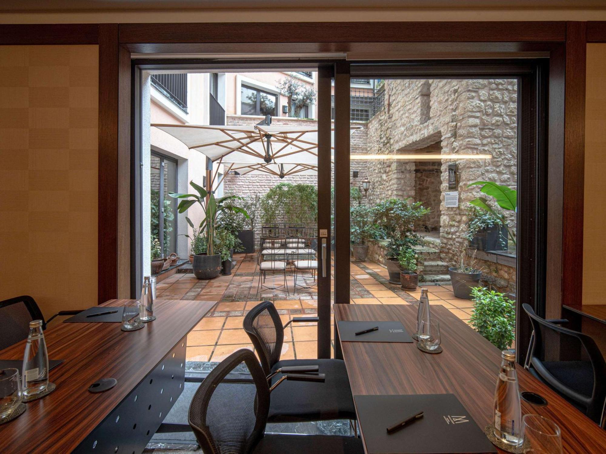 The Galata Istanbul Hotel Mgallery Exteriör bild The courtyard of the hotel