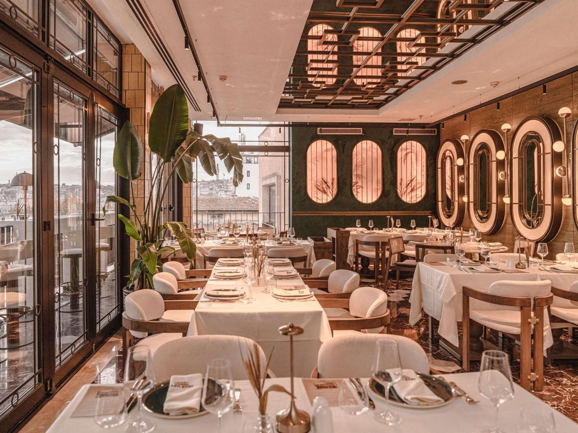 The Galata Istanbul Hotel Mgallery Exteriör bild Restaurant interior