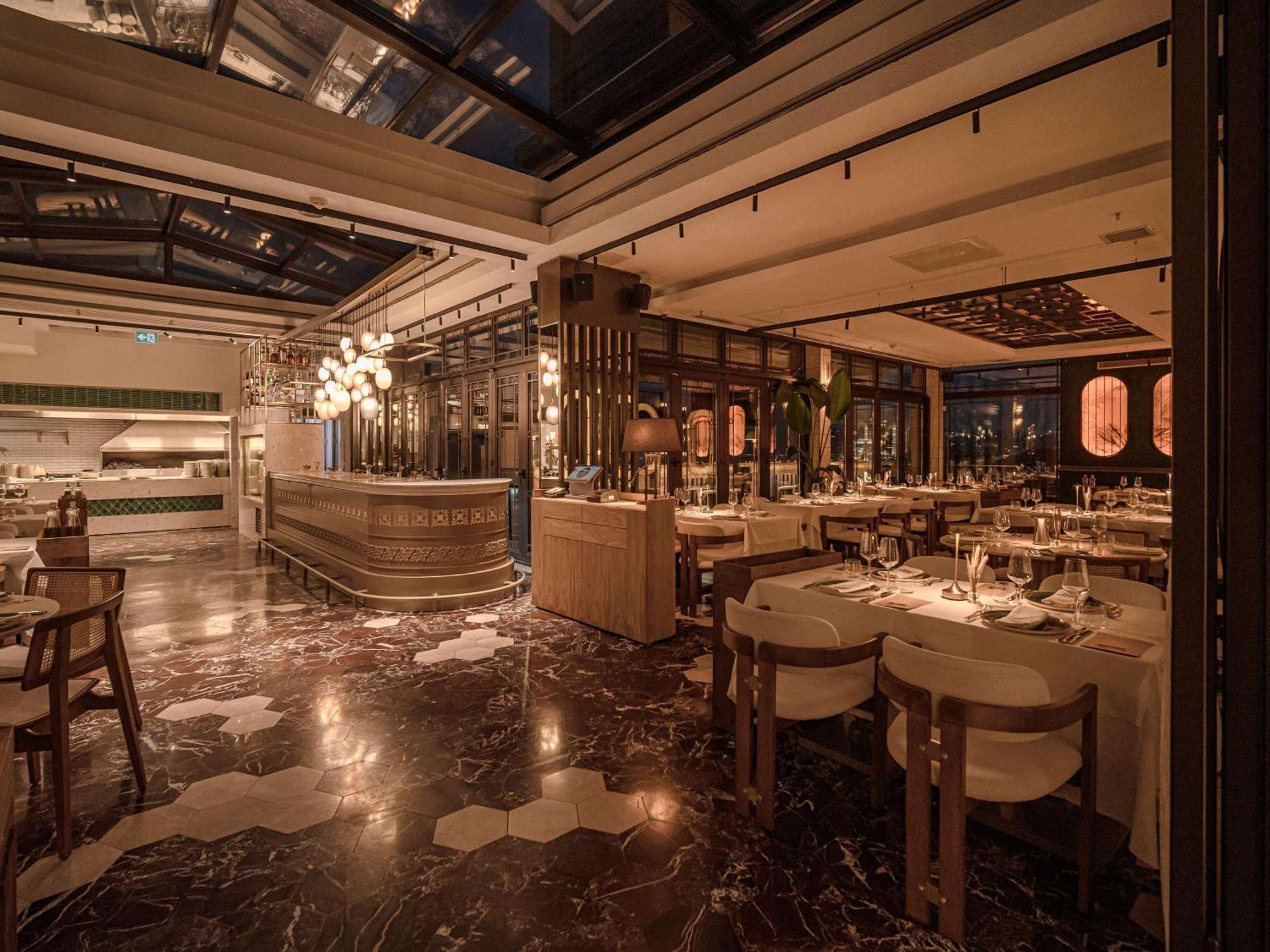 The Galata Istanbul Hotel Mgallery Exteriör bild The interior of the restaurant